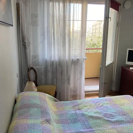 Sea Breeze Cozy Apartament Parnawa