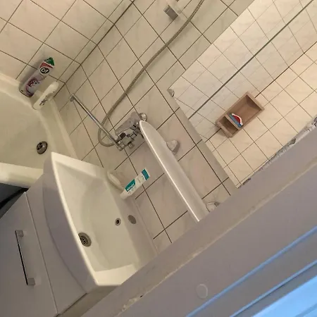 Sea Breeze Cozy Apartament Parnawa
